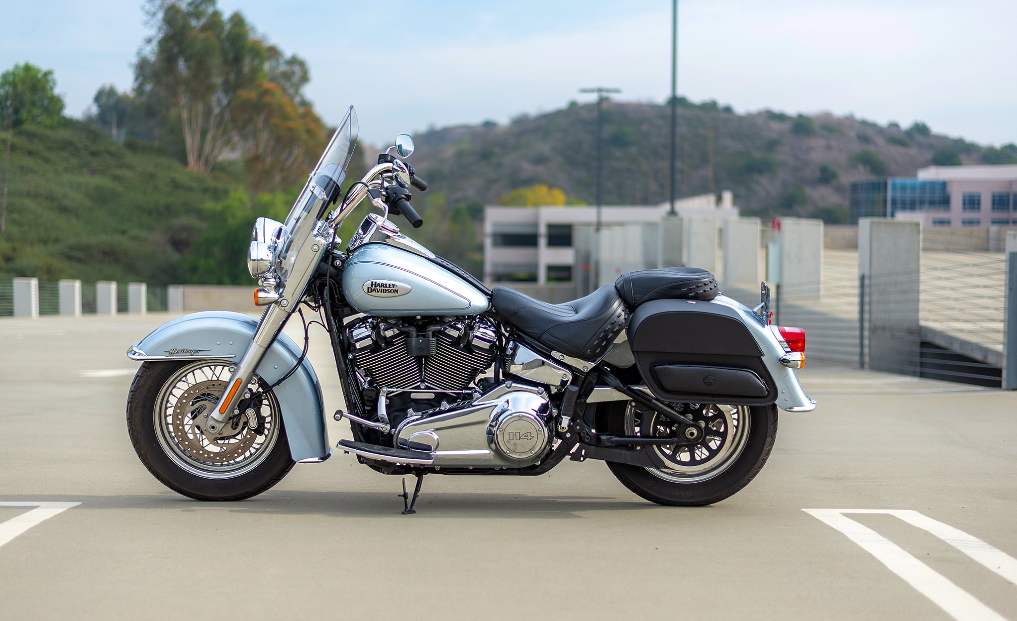 Viking Pantheon Large Motorcycle Leather Saddlebags For Harley Davidson Softail Heritage Flst I C Ci @expand