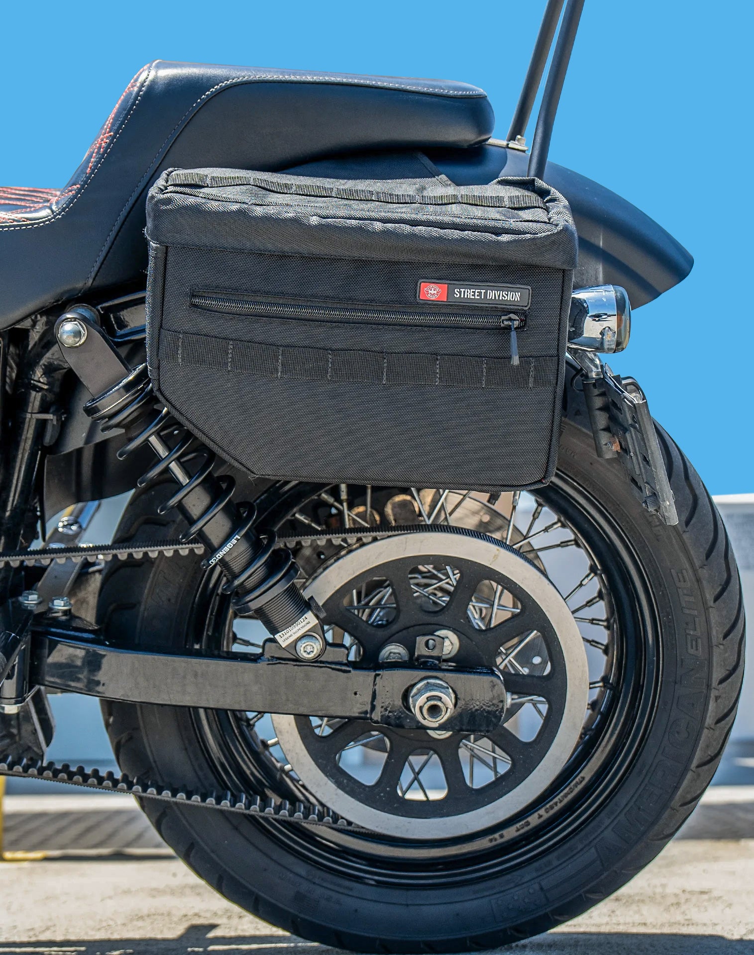 18L - Patriot Medium Motorcycle Throw Over Saddlebags for Harley Dyna Street Bob FXDB Lifestyle