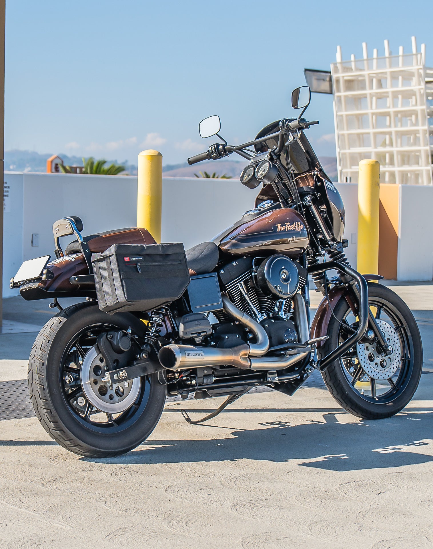 18L - Patriot Medium Throw Over Saddlebags for Harley Dyna Super Glide Custom FXDC/I Lifestyle