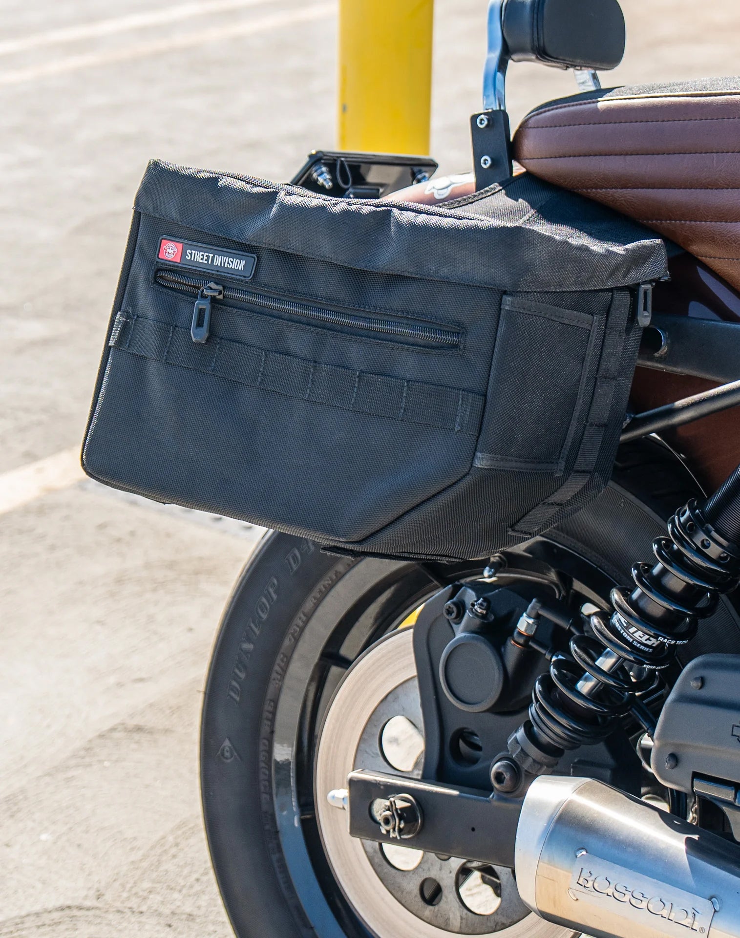 18L - Patriot Medium Throw Over Saddlebags for Harley Dyna Super Glide Custom FXDC/I Lifestyle
