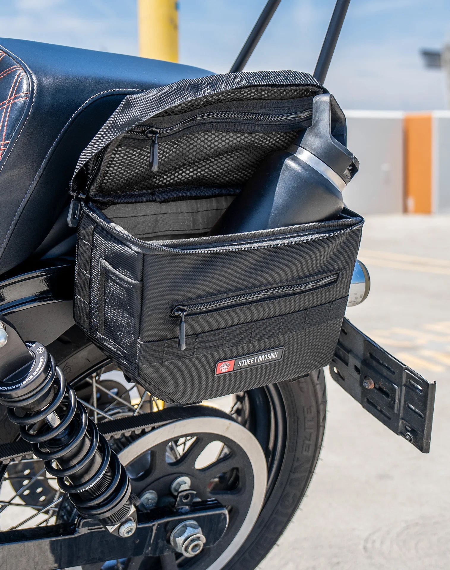 10L - Patriot Small Throw Over Saddlebags for Harley Dyna Street Bob FXDB Life Style 4