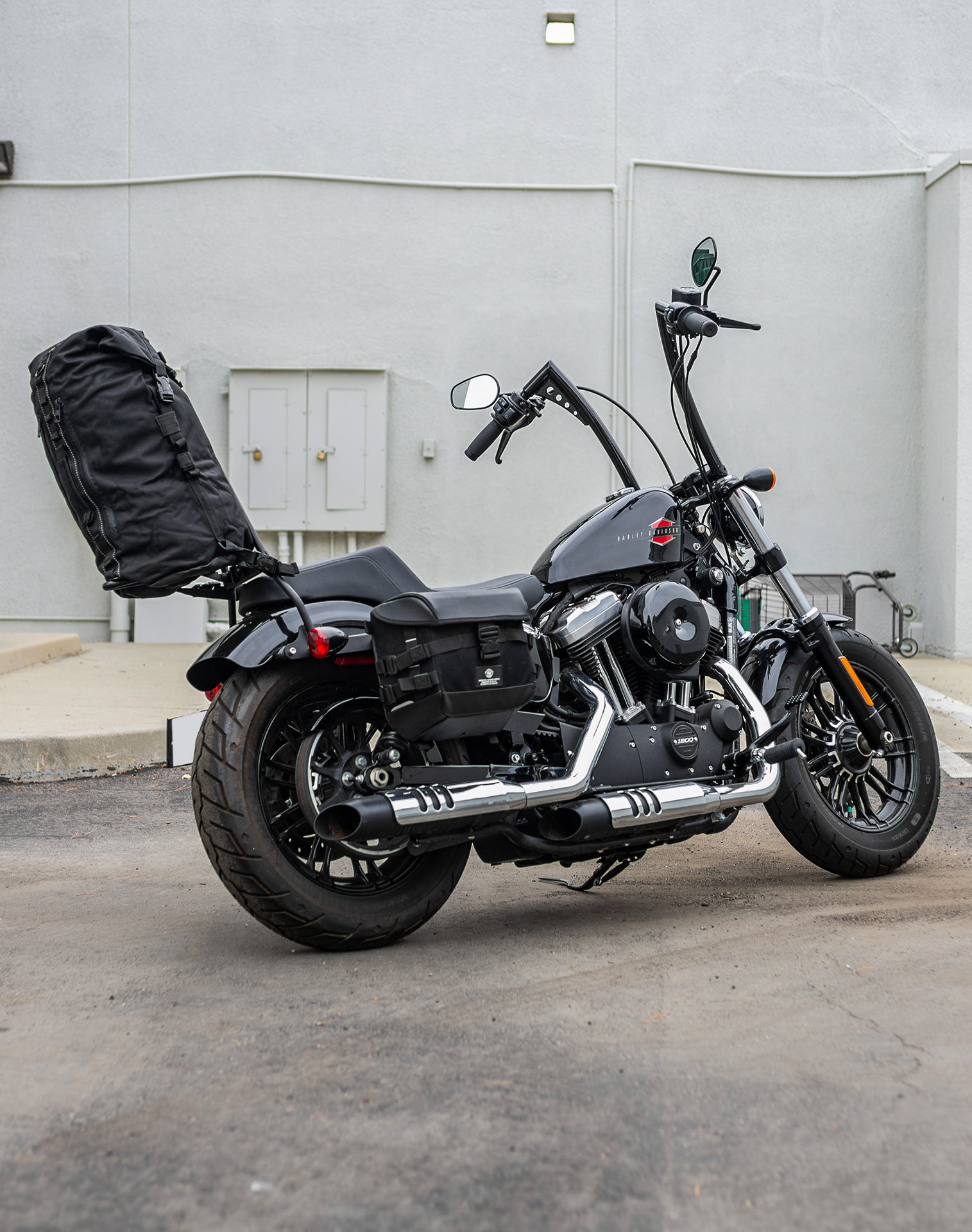 35L - Renegade XL Motorcycle Sissy Bar Bag for Harley Davidson