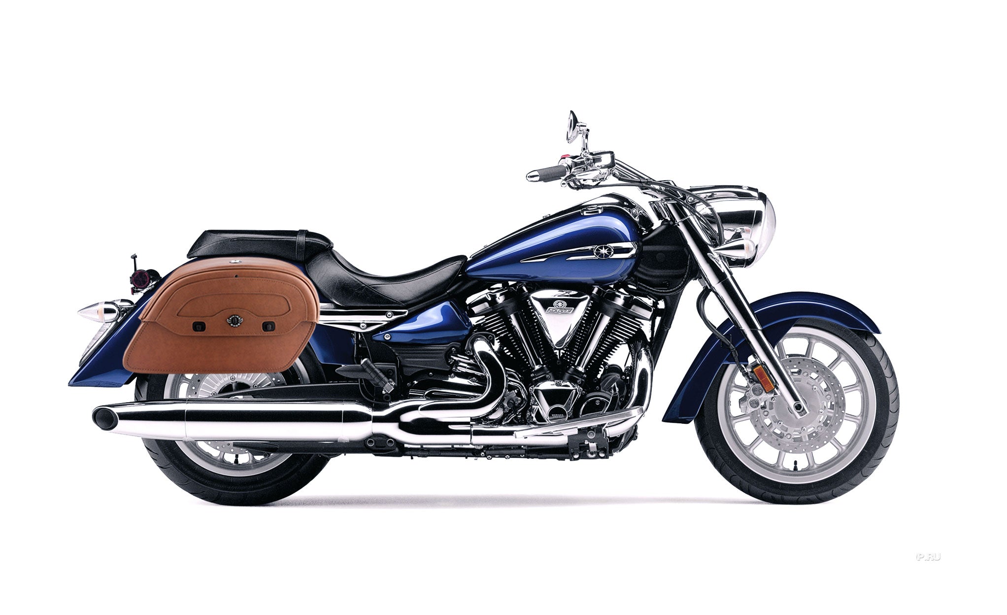 Viking Warrior Brown Large Yamaha Stratoliner Xv 1900 Leather Motorcycle Saddlebags on Bike Photo @expand