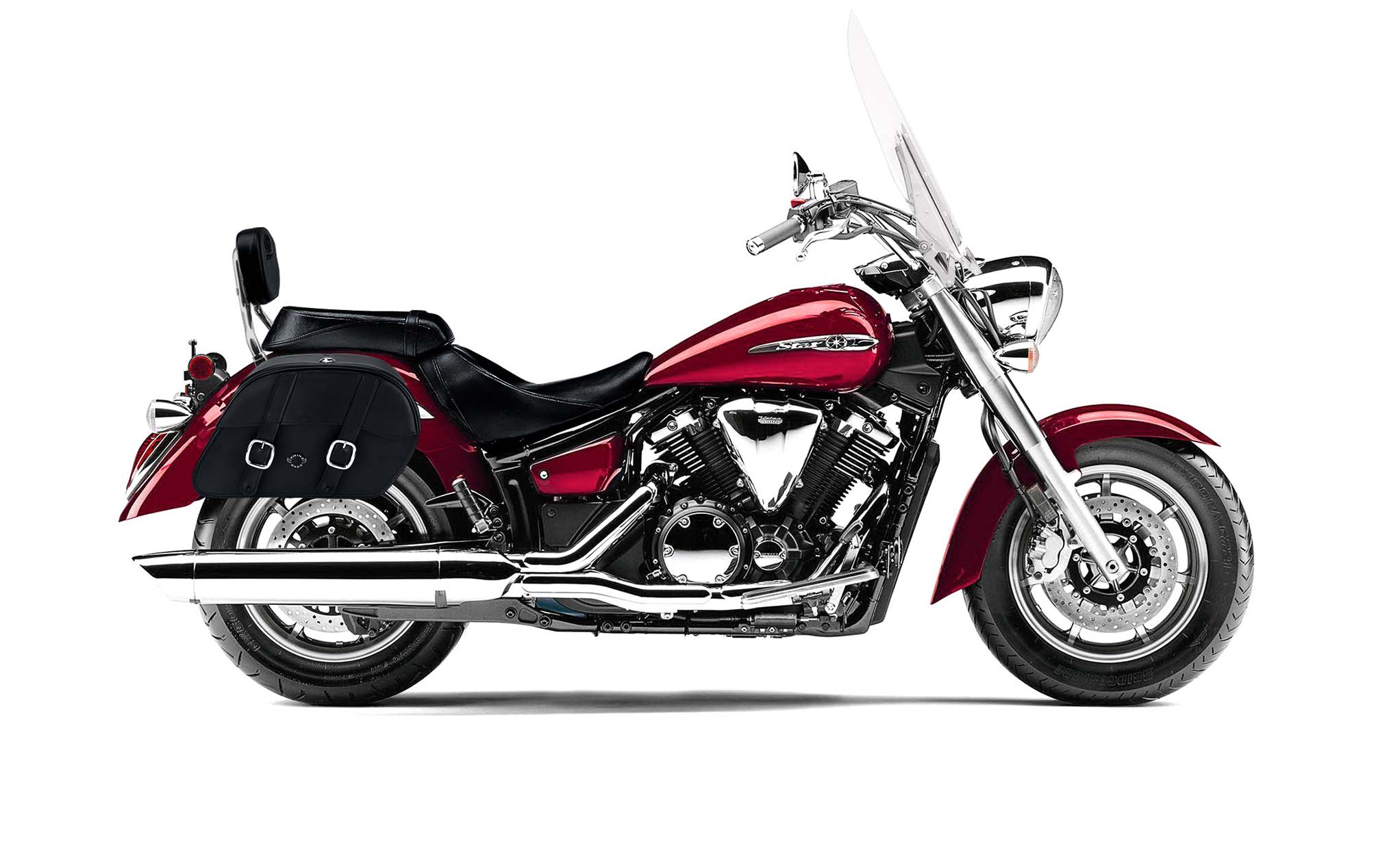 Viking Skarner Medium Lockable Yamaha V Star 1300 Tourer Leather Motorcycle Saddlebags on Bike Photo @expand