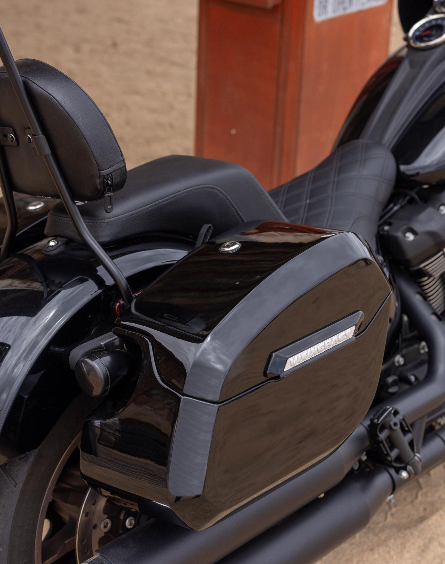 Viking Darkin Large Quick Mount Motorcycle Painted Hard Saddlebags For Harley Davidson Softail Slim are Durable